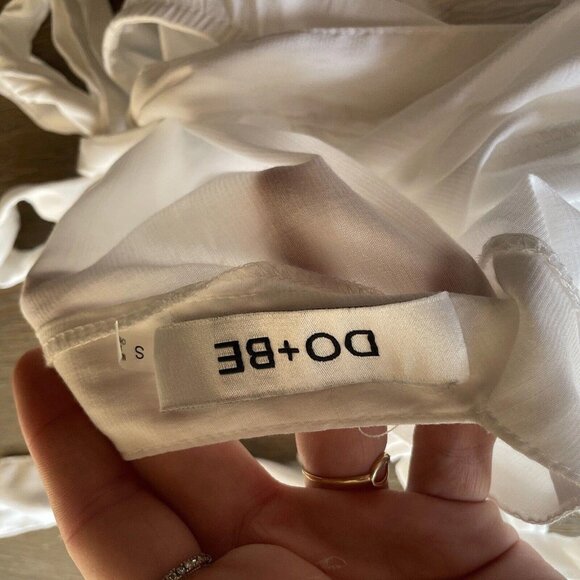 Do & Be Size Small S  White‎ Tank Sleeveless Blouse Shirt Tank Top Scrunched - Picture 6 of 7